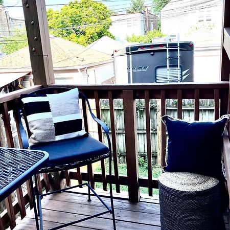 Logan Square Modern Apartment 芝加哥 外观 照片