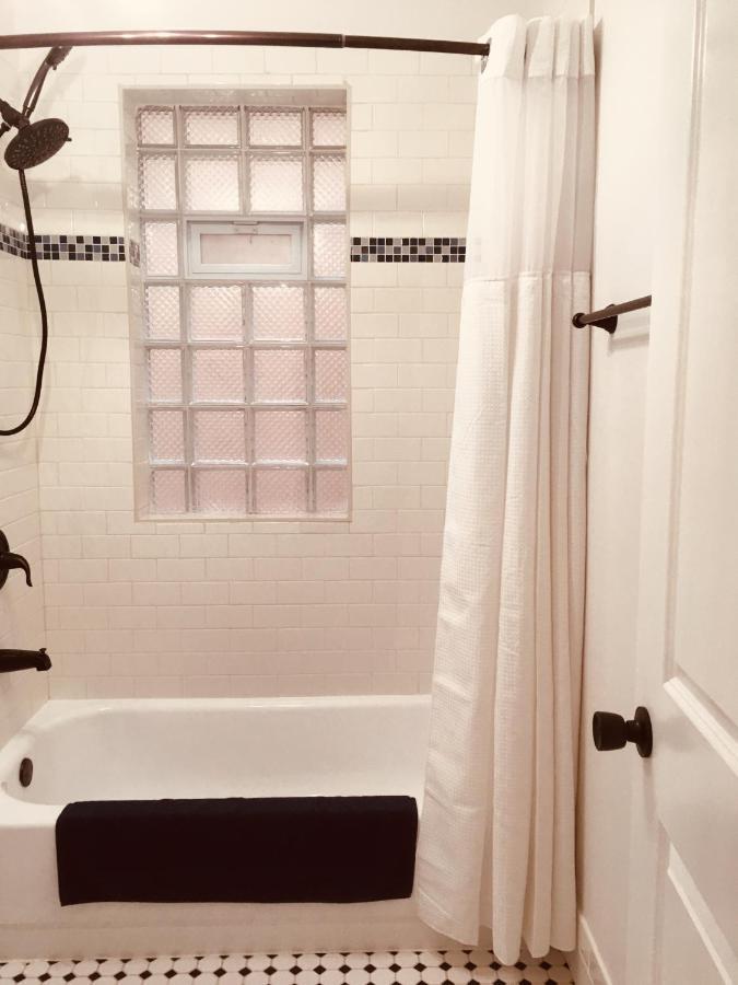 Logan Square Modern Apartment 芝加哥 外观 照片