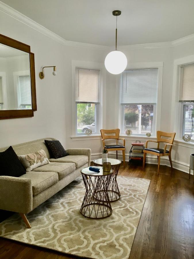 Logan Square Modern Apartment 芝加哥 外观 照片